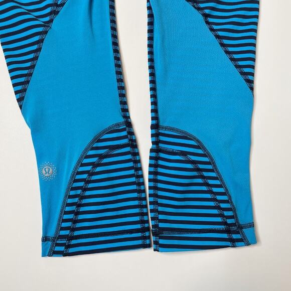 Lululemon Seawheeze Run Inspire Crop II W6F67S Striped Capri Leggings Size 6 - Picture 10 of 13